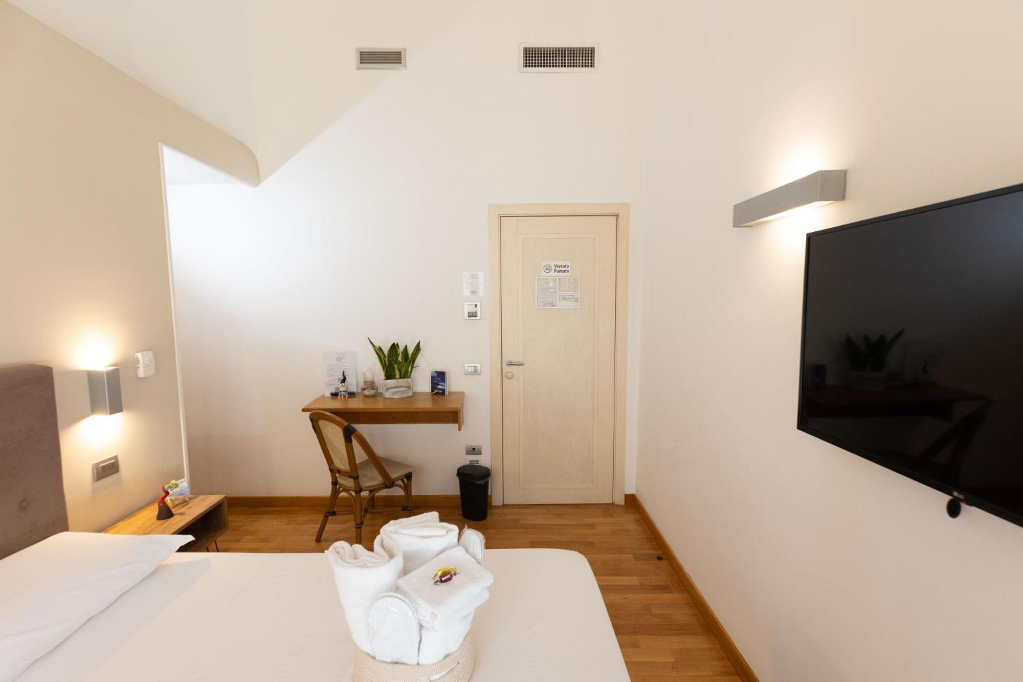Lungomare Suite & Spa ナポリ エクステリア 写真